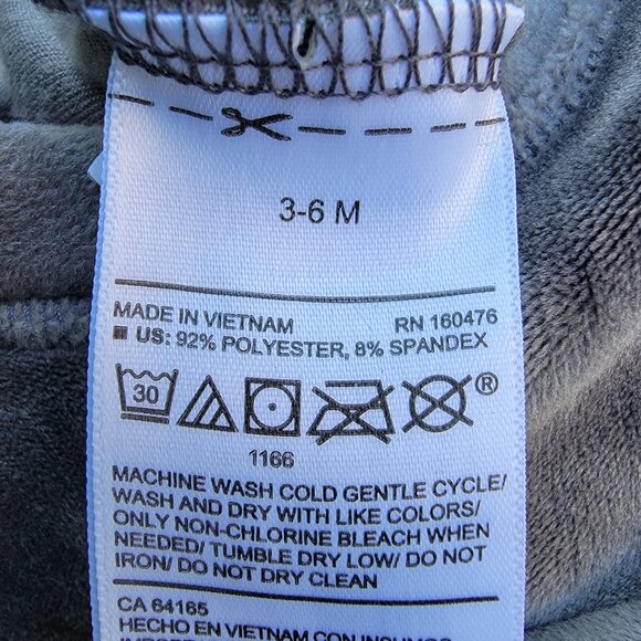 Old Navy Grey Velour Star Print Footie Zip Romper Size 3-6m - Picture 4 of 4